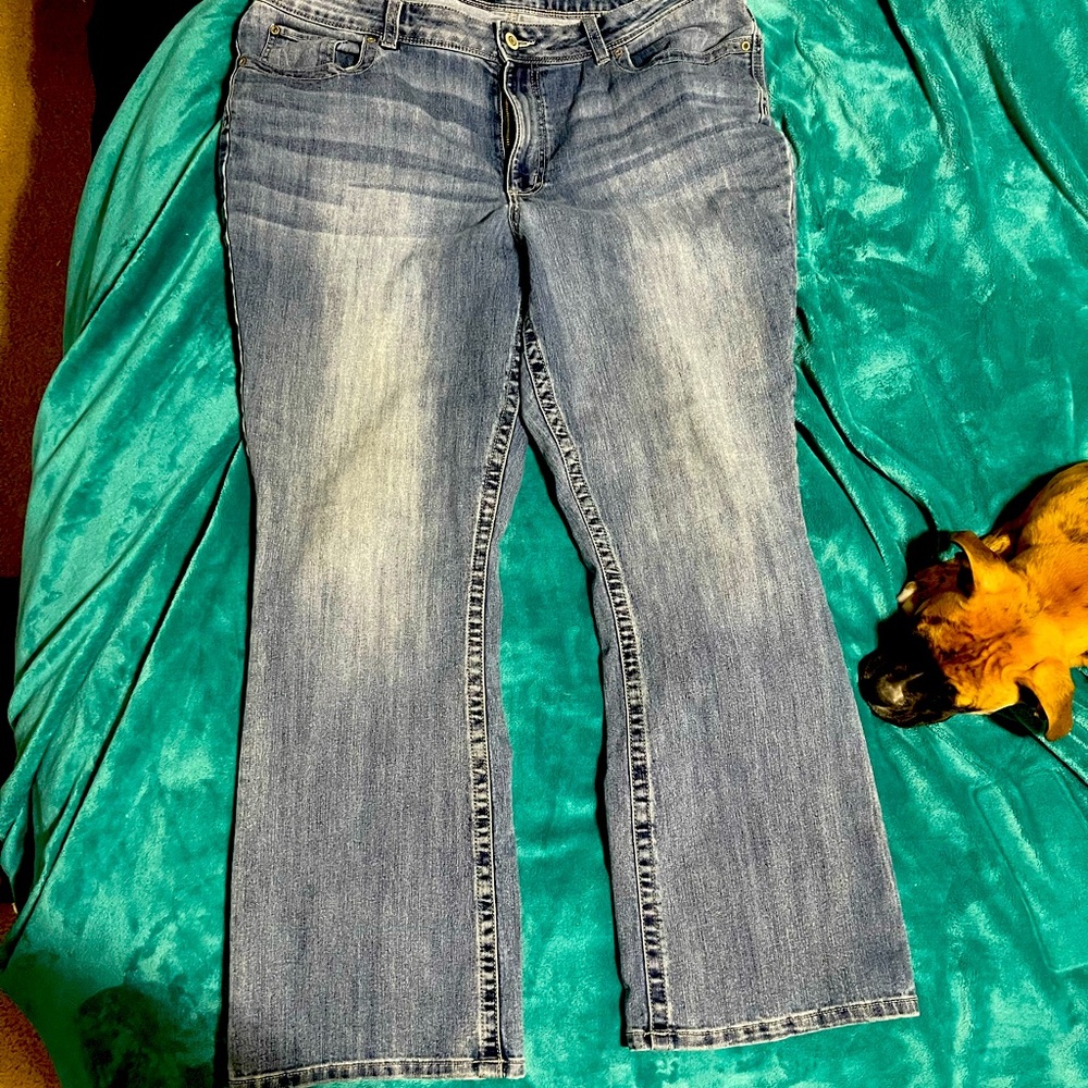 Maurice’s Jeans High Rise Curvy Size 20